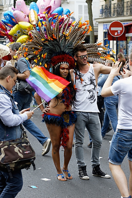 Gay pride Paris JUN13-063